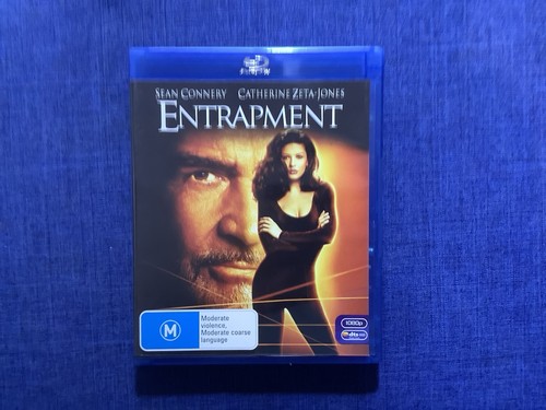 Entrapment (1999) disc cover