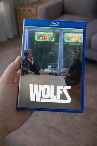 Wolfs (2024) disc cover